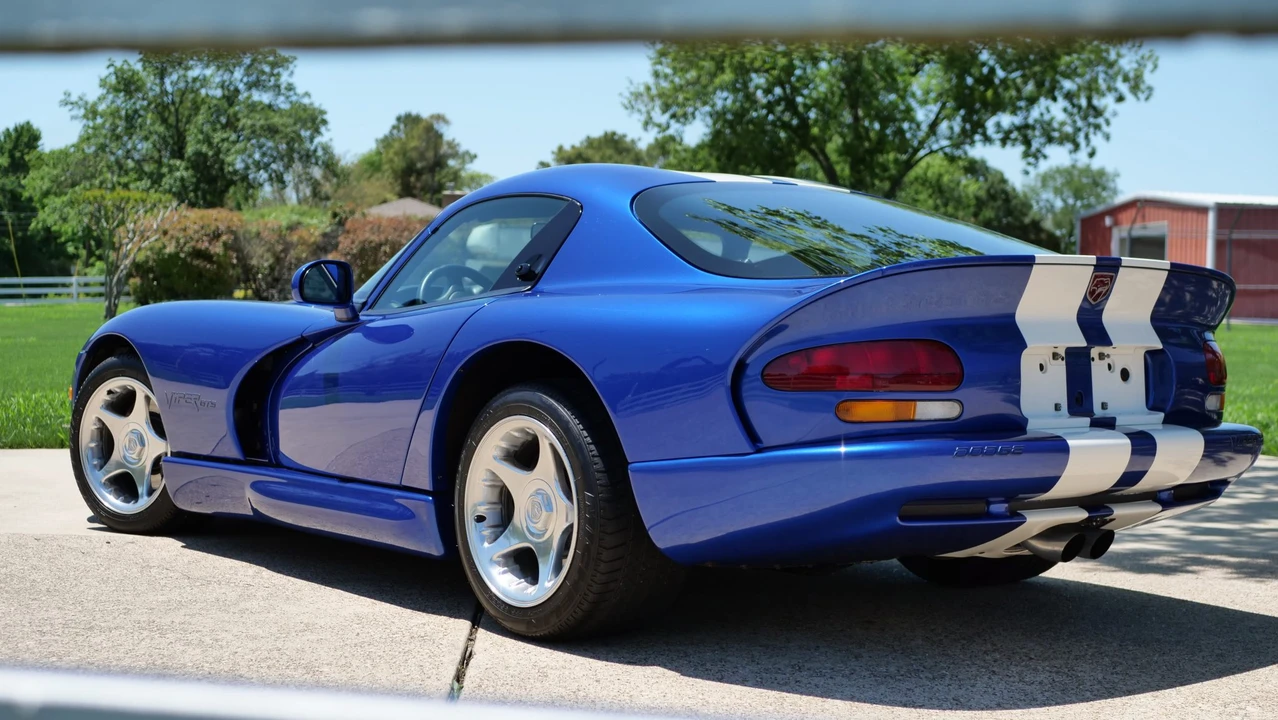 1996 Dodge Viper GTS 2nd Gen - Image 8 of 31