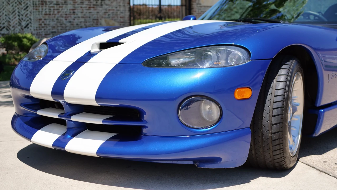 1996 Dodge Viper GTS 2nd Gen - Image 19 of 31