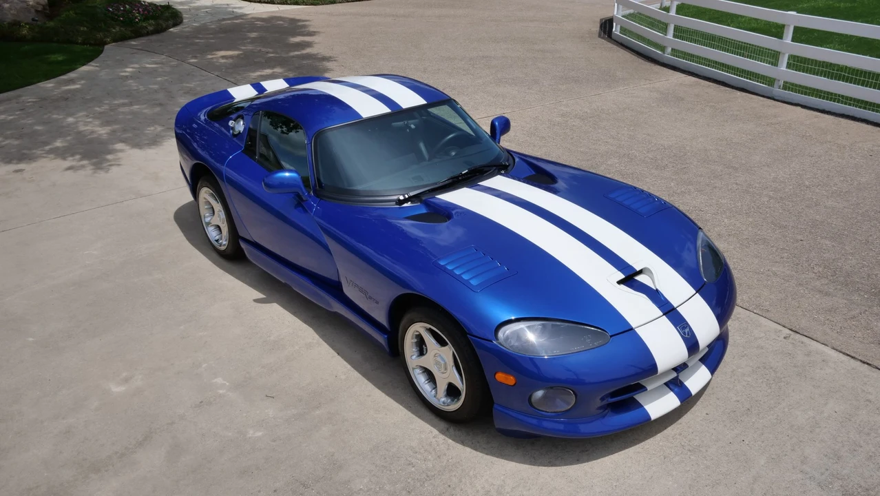 1996 Dodge Viper GTS 2nd Gen - Image 16 of 31
