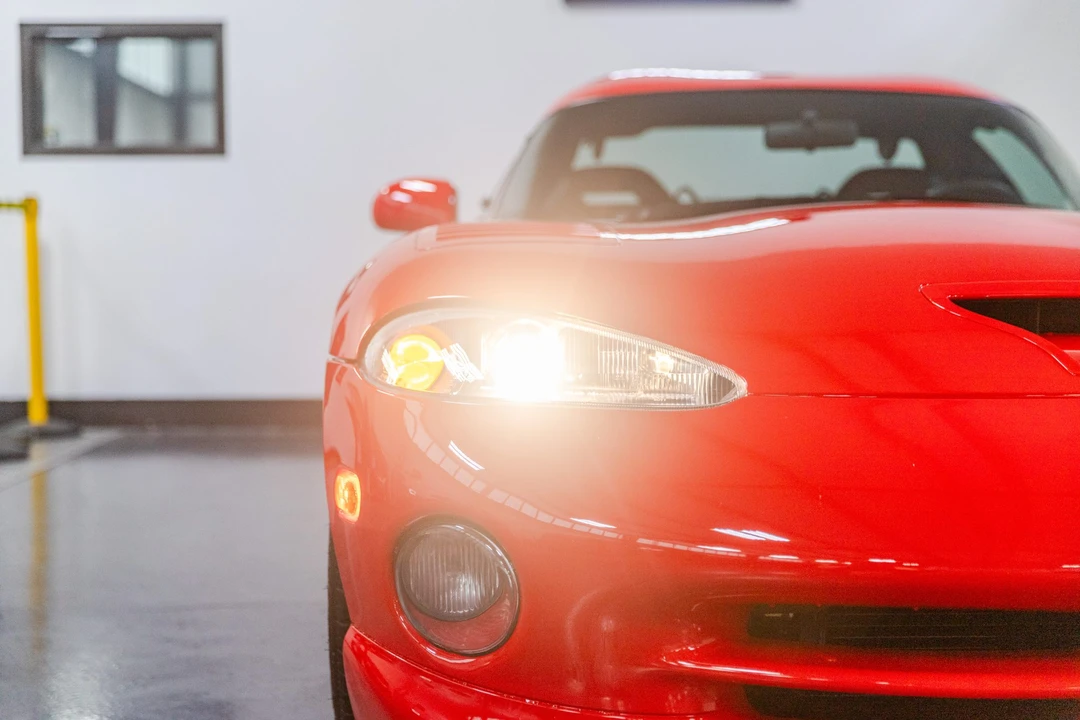 1997 Dodge Viper GTS 2nd Gen - Image 14 of 31