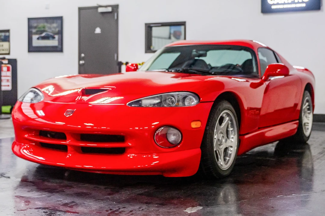 1997 Dodge Viper GTS 2nd Gen - Image 2 of 31
