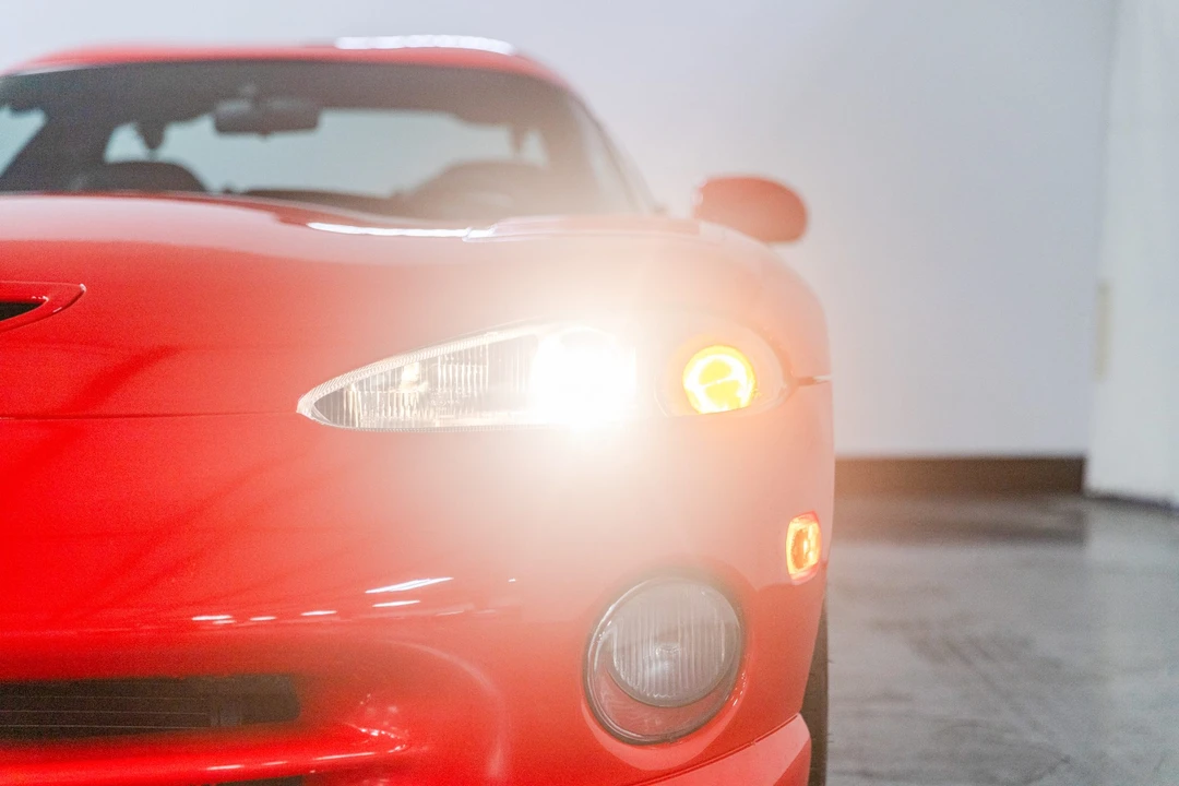 1997 Dodge Viper GTS 2nd Gen - Image 15 of 31