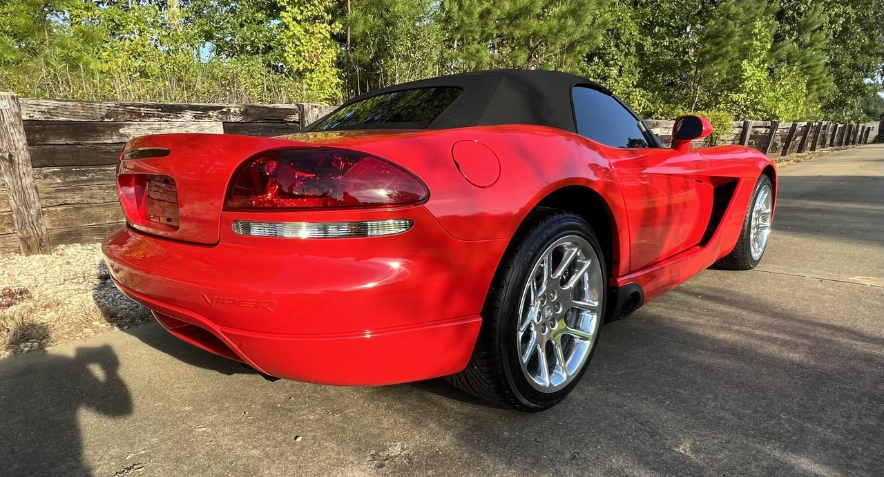 2003 Dodge Viper 3rd Gen - Image 11 of 31