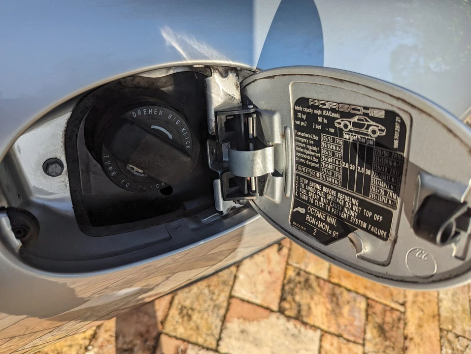 2004 Porsche 986 Boxster - Image 13 of 31