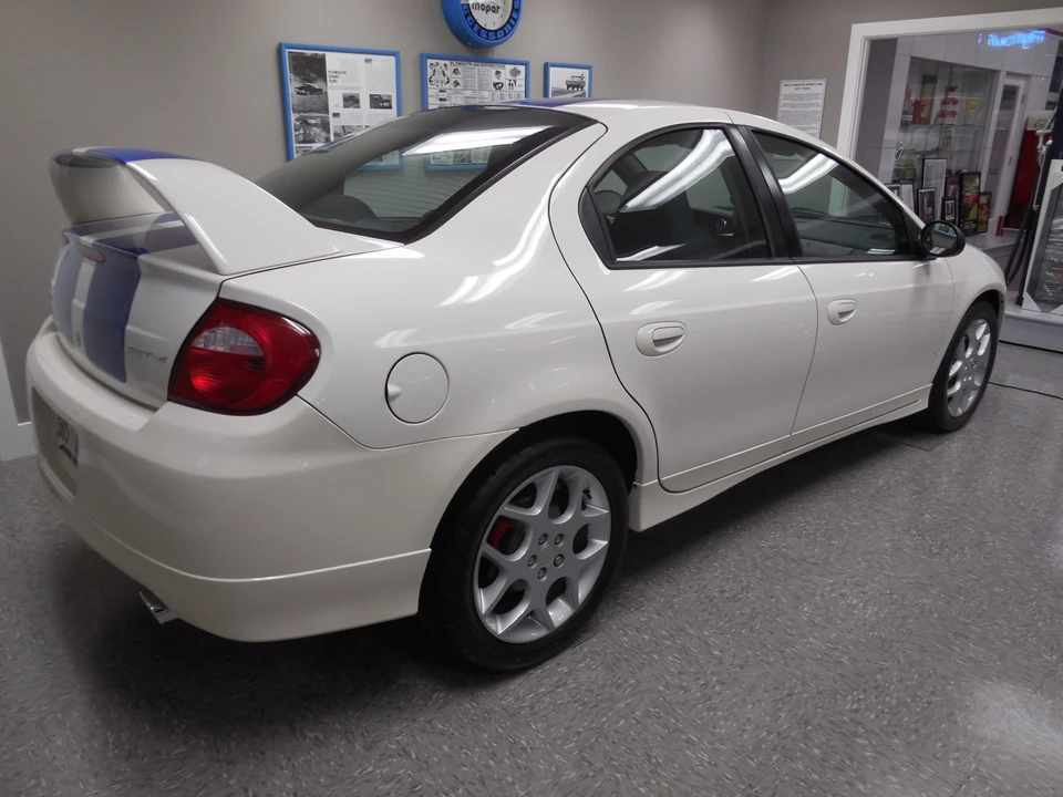 2005 Dodge Neon SRT-4 - Image 5 of 31