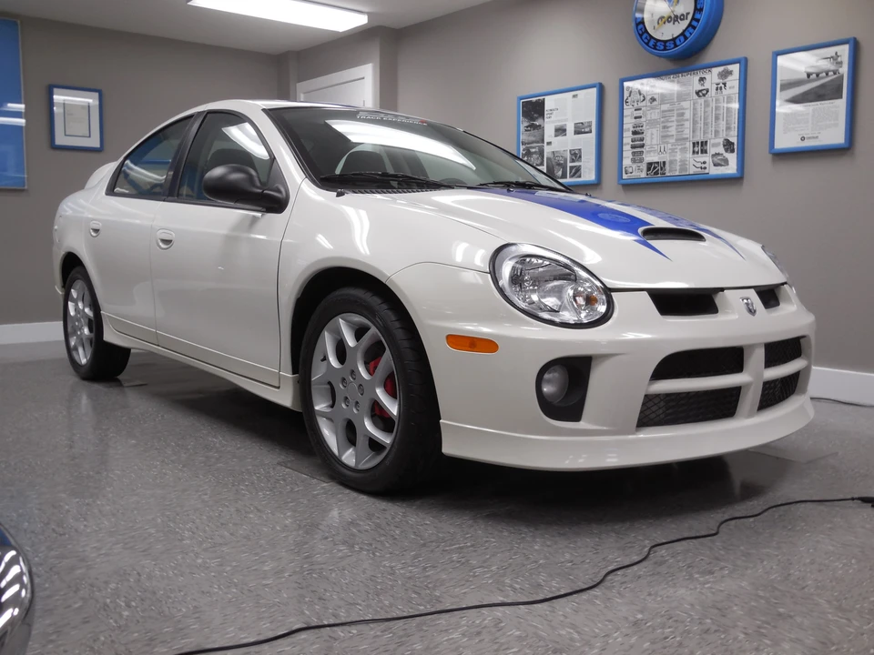 2005 Dodge Neon SRT-4 - Image 4 of 31