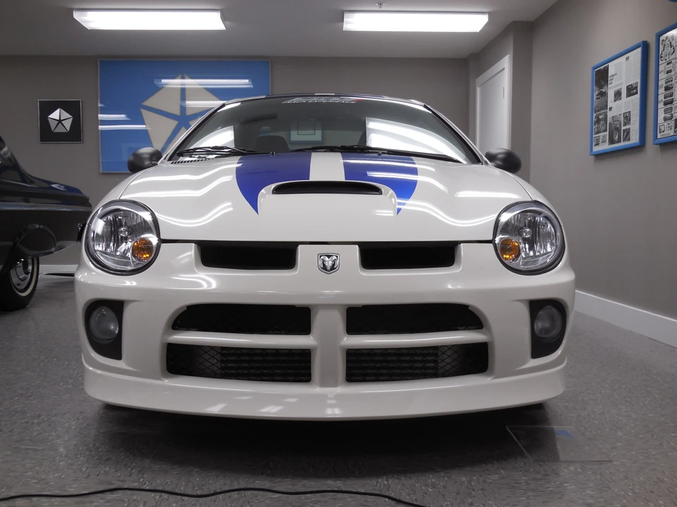 2005 Dodge Neon SRT-4 - Image 2 of 31