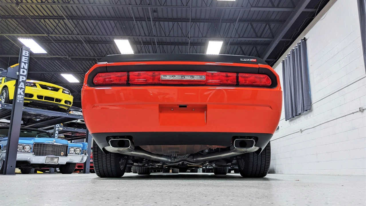 2008 Dodge Challenger SRT8 & 392 3rd Gen - Image 16 of 31