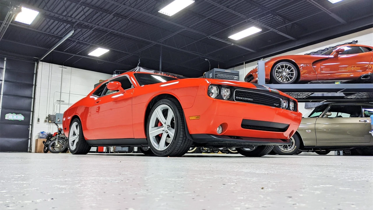 2008 Dodge Challenger SRT8 & 392 3rd Gen - Image 4 of 31