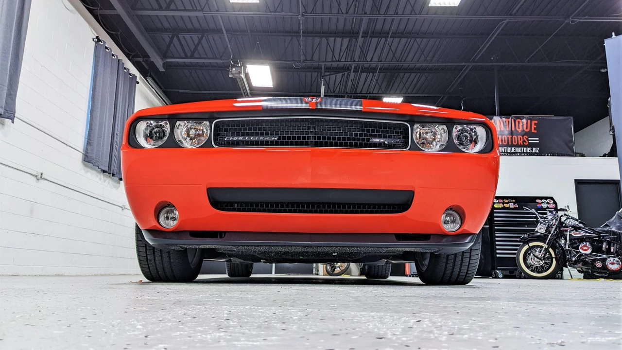 2008 Dodge Challenger SRT8 & 392 3rd Gen - Image 7 of 31