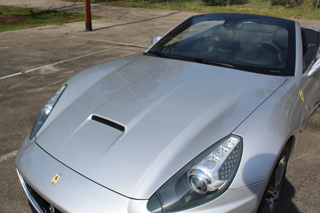 2010 Ferrari California - Image 29 of 31