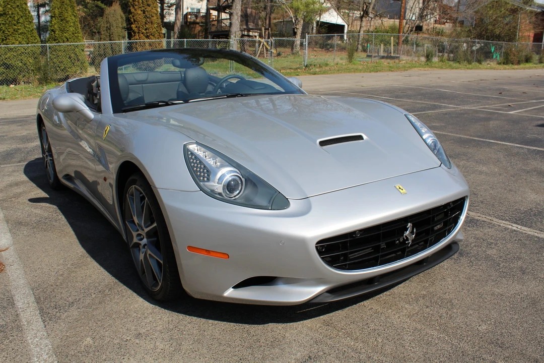 2010 Ferrari California - Image 6 of 31