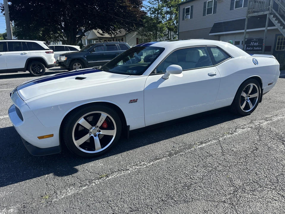2011 Dodge Challenger SRT8 & 392 3rd Gen - Image 3 of 31