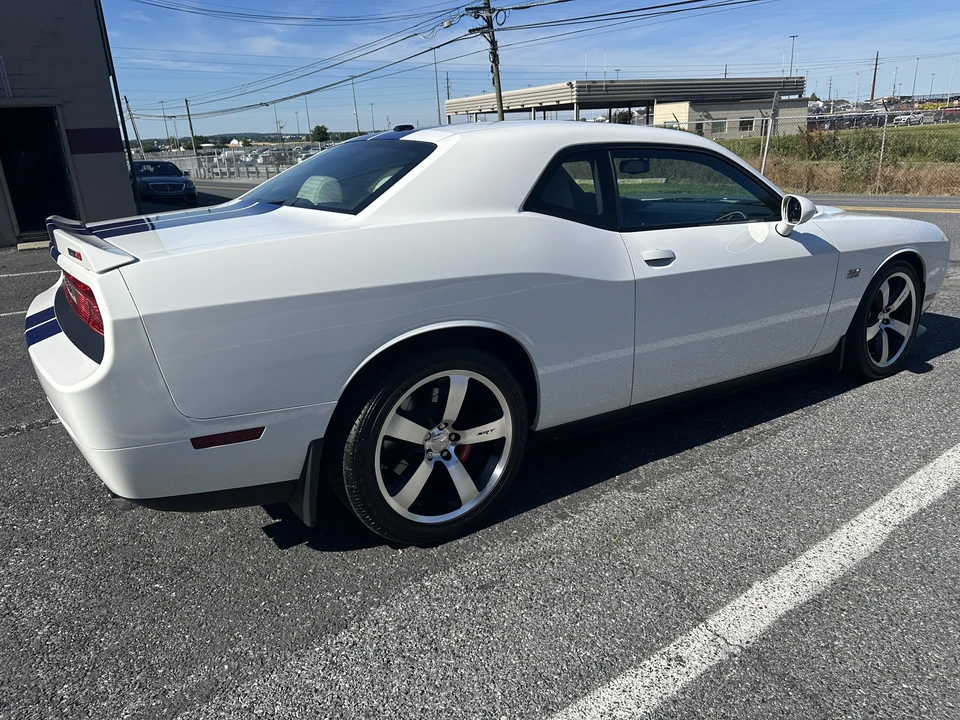 2011 Dodge Challenger SRT8 & 392 3rd Gen - Image 19 of 31