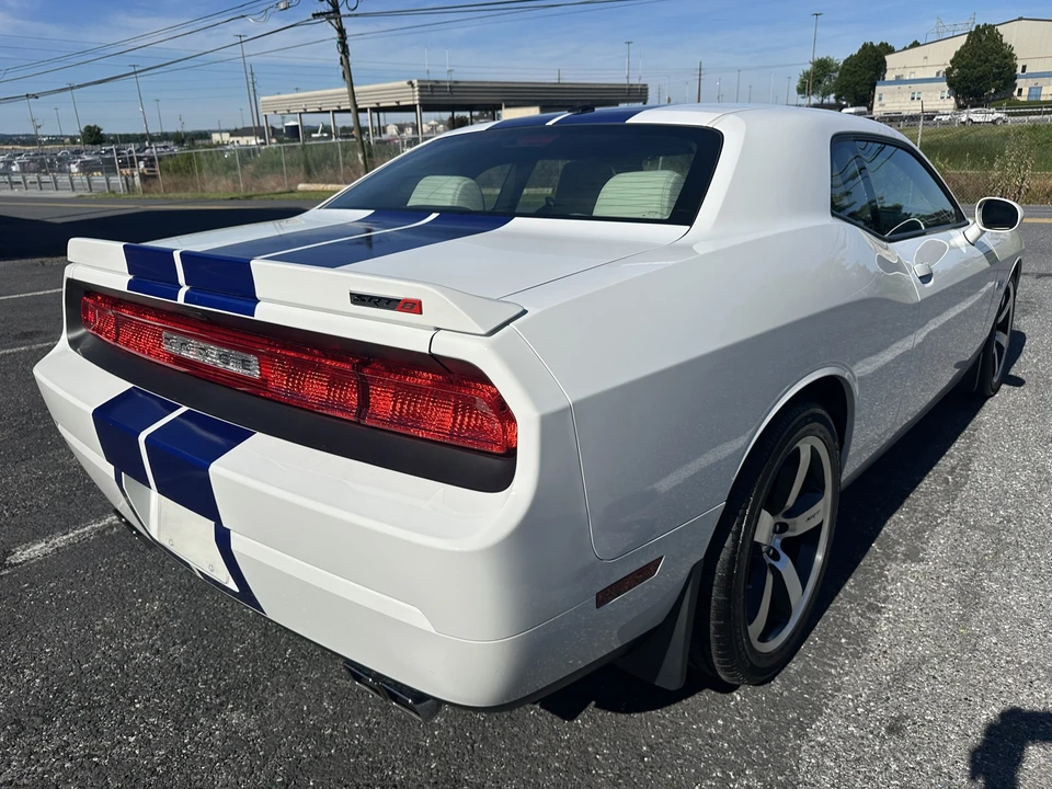 2011 Dodge Challenger SRT8 & 392 3rd Gen - Image 21 of 31