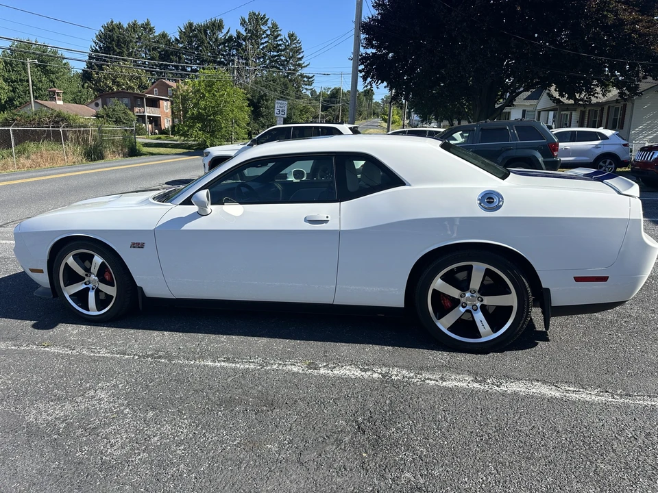 2011 Dodge Challenger SRT8 & 392 3rd Gen - Image 28 of 31