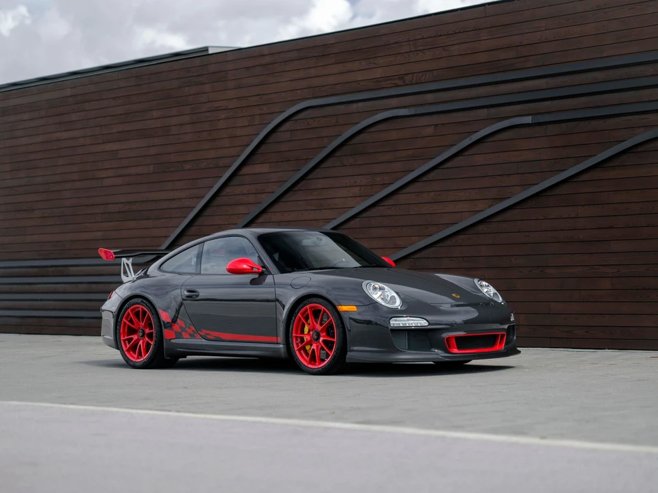 2011 Porsche 997 GT3 RS - Image 19 of 31