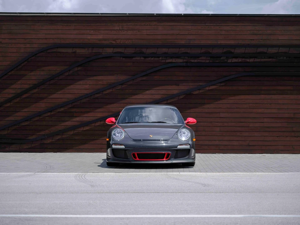 2011 Porsche 997 GT3 RS - Image 8 of 31