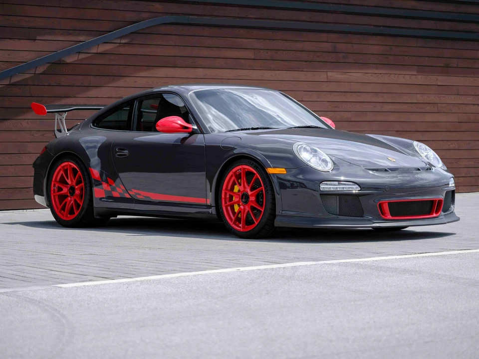 2011 Porsche 997 GT3 RS - Image 17 of 31