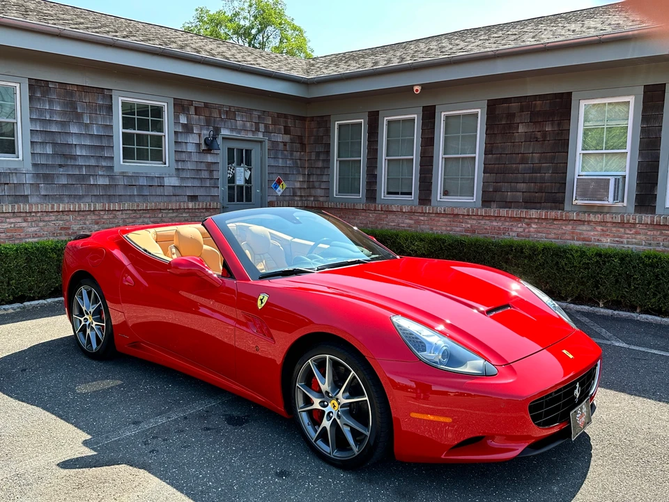 2013 Ferrari California - Image 4 of 31