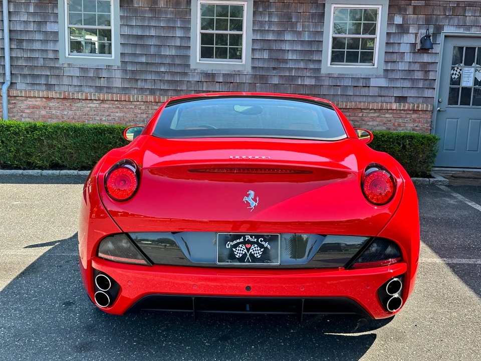 2013 Ferrari California - Image 12 of 31