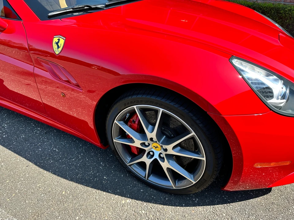 2013 Ferrari California - Image 18 of 31