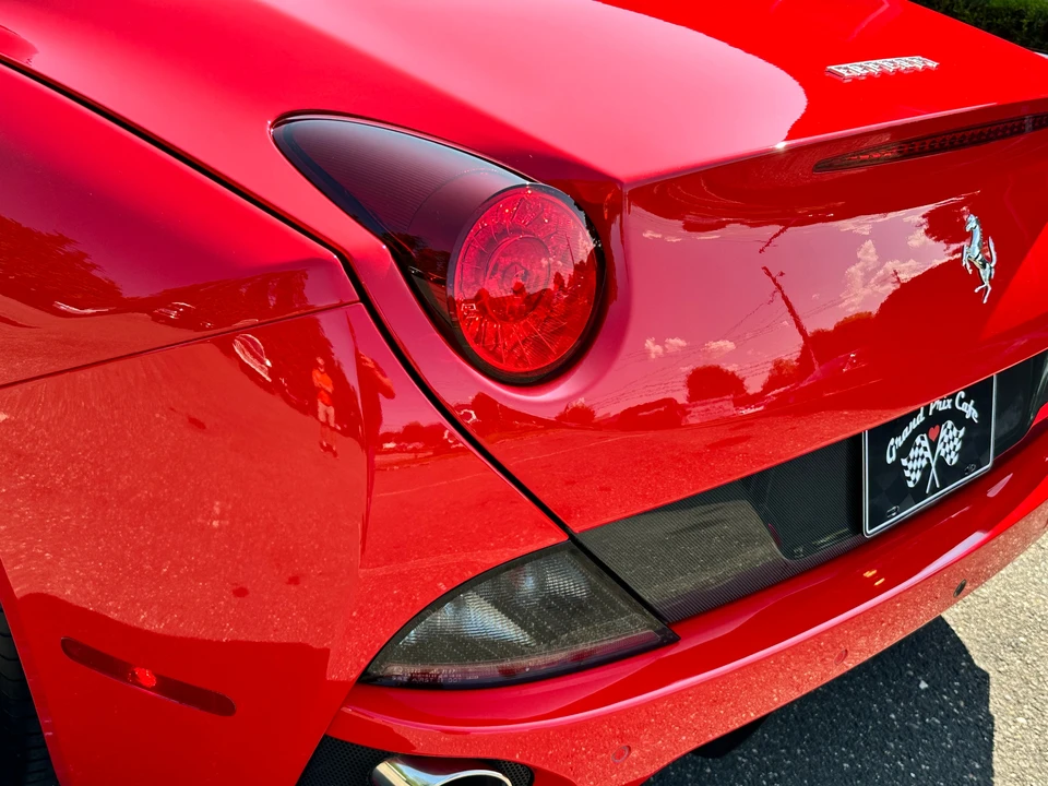 2013 Ferrari California - Image 19 of 31