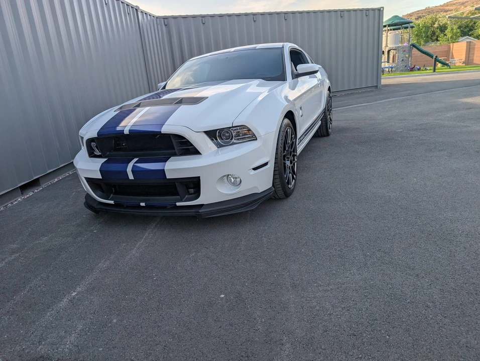 2014 Ford S197 II Shelby Mustang GT500 - Image 2 of 31