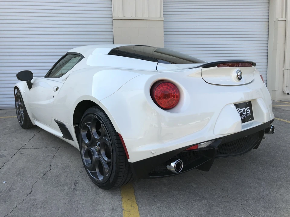 2015 Alfa Romeo 4C Coupe - Image 5 of 31