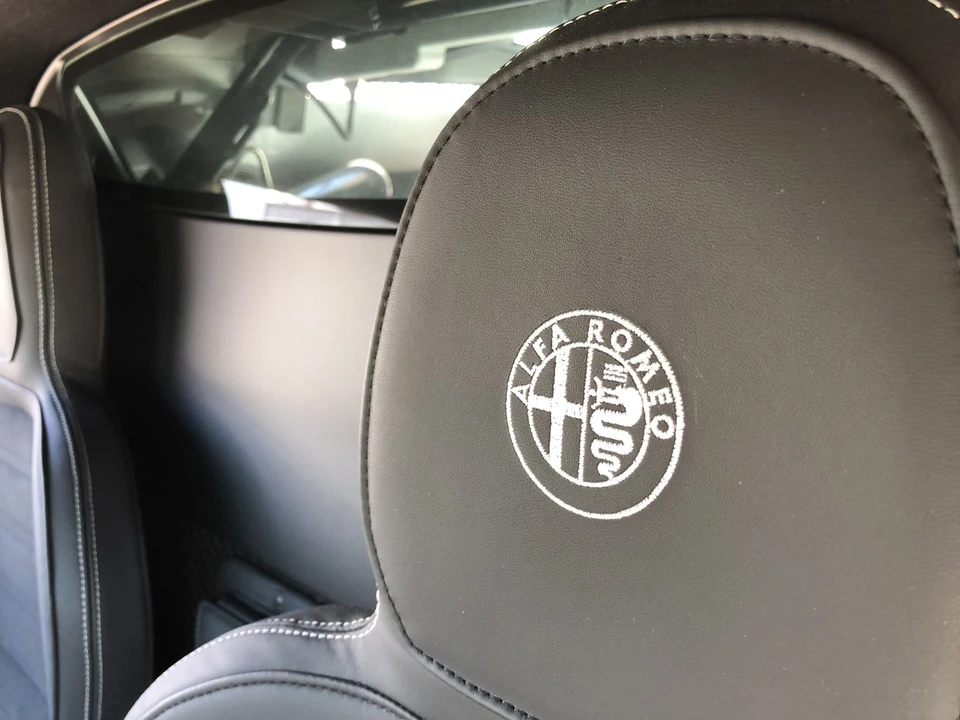 2015 Alfa Romeo 4C Coupe - Image 28 of 31