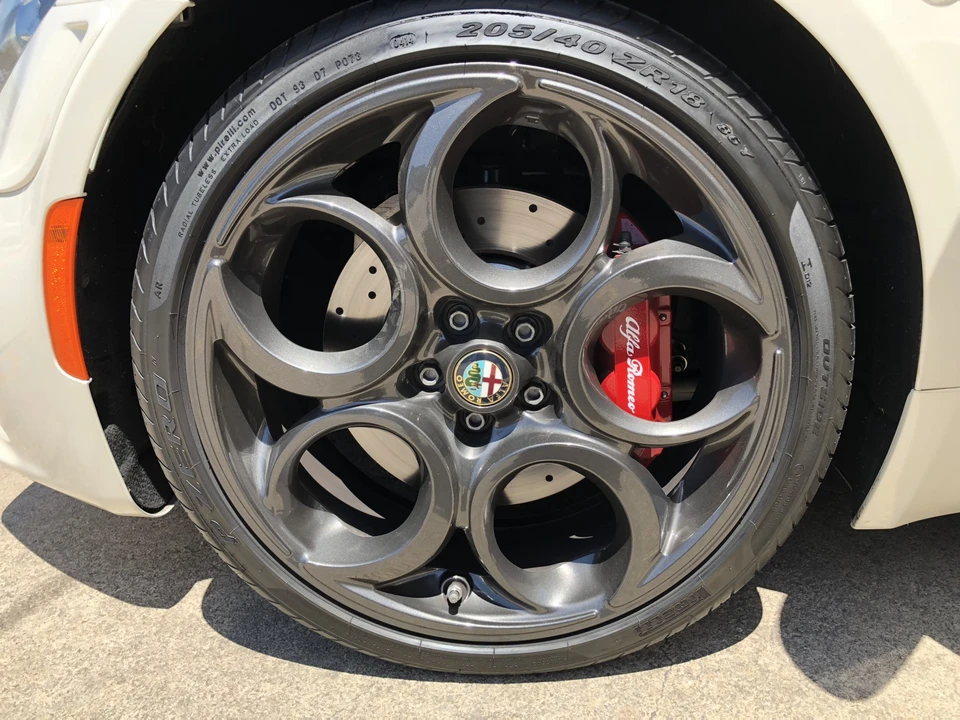 2015 Alfa Romeo 4C Coupe - Image 20 of 31