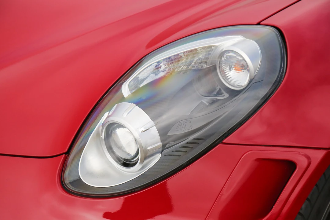 2015 Alfa Romeo 4C Coupe - Image 26 of 31