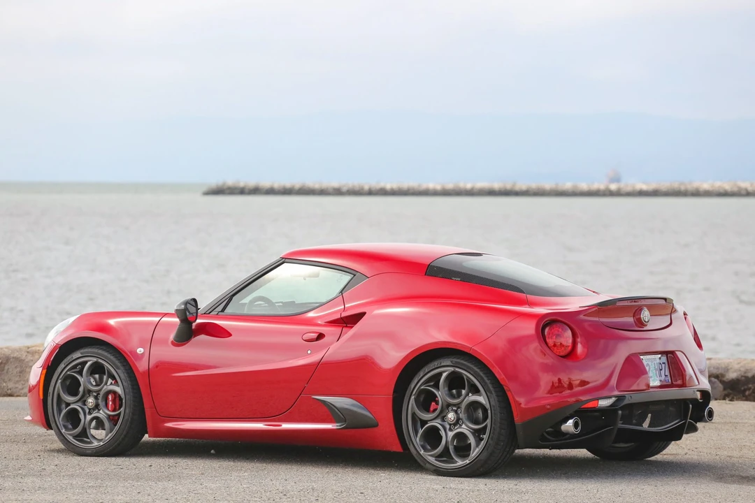2015 Alfa Romeo 4C Coupe - Image 6 of 31