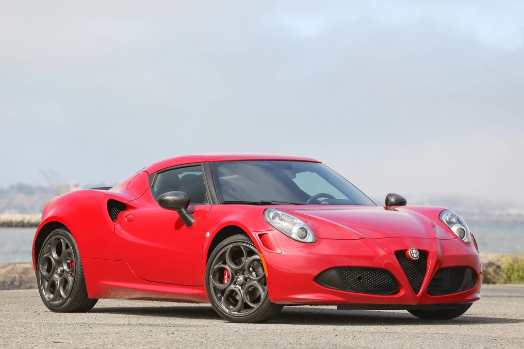 2015 Alfa Romeo 4C Coupe - Image 2 of 31