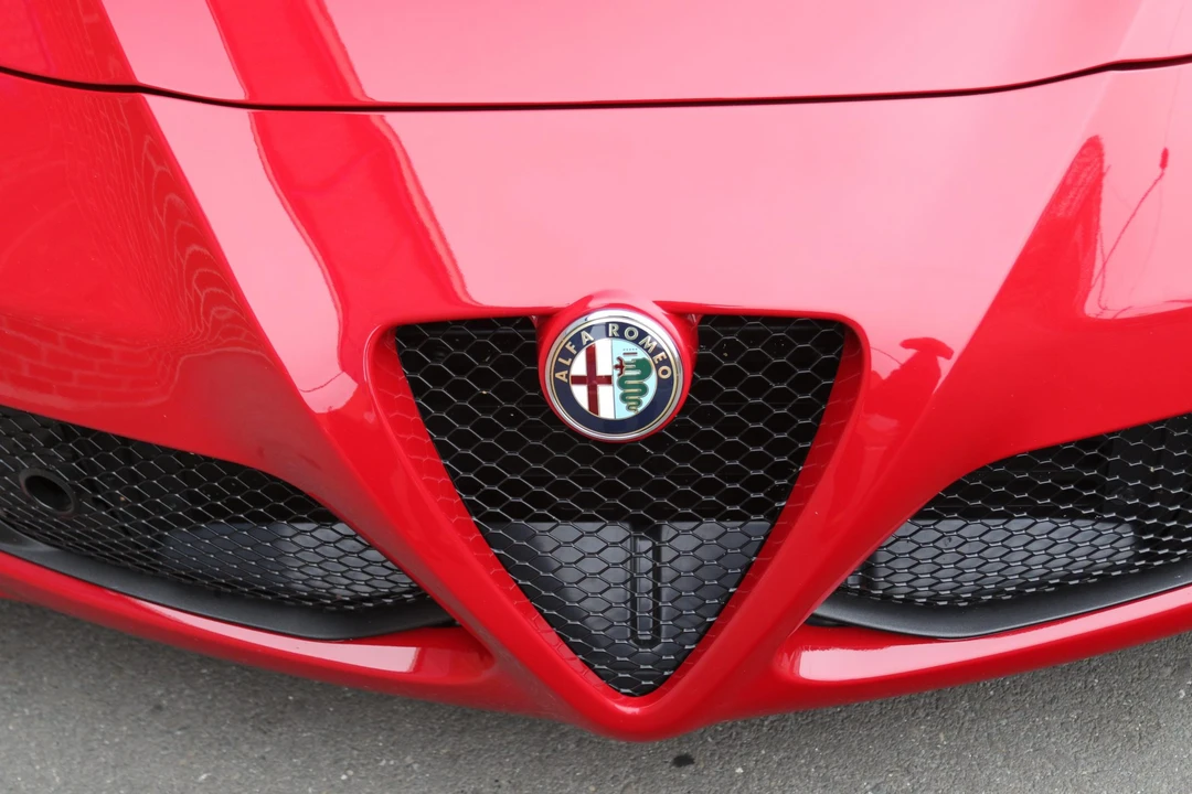2015 Alfa Romeo 4C Coupe - Image 22 of 31