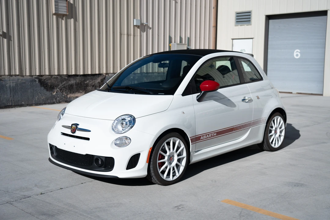 2015 Fiat Abarth 500 - Image 5 of 31