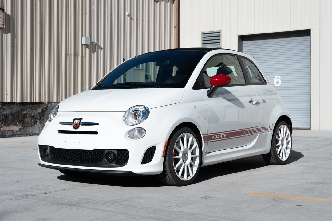 2015 Fiat Abarth 500 - Image 4 of 31