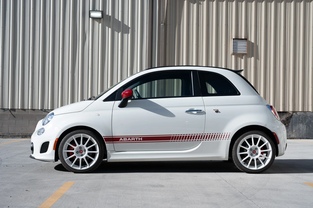 2015 Fiat Abarth 500 - Image 7 of 31