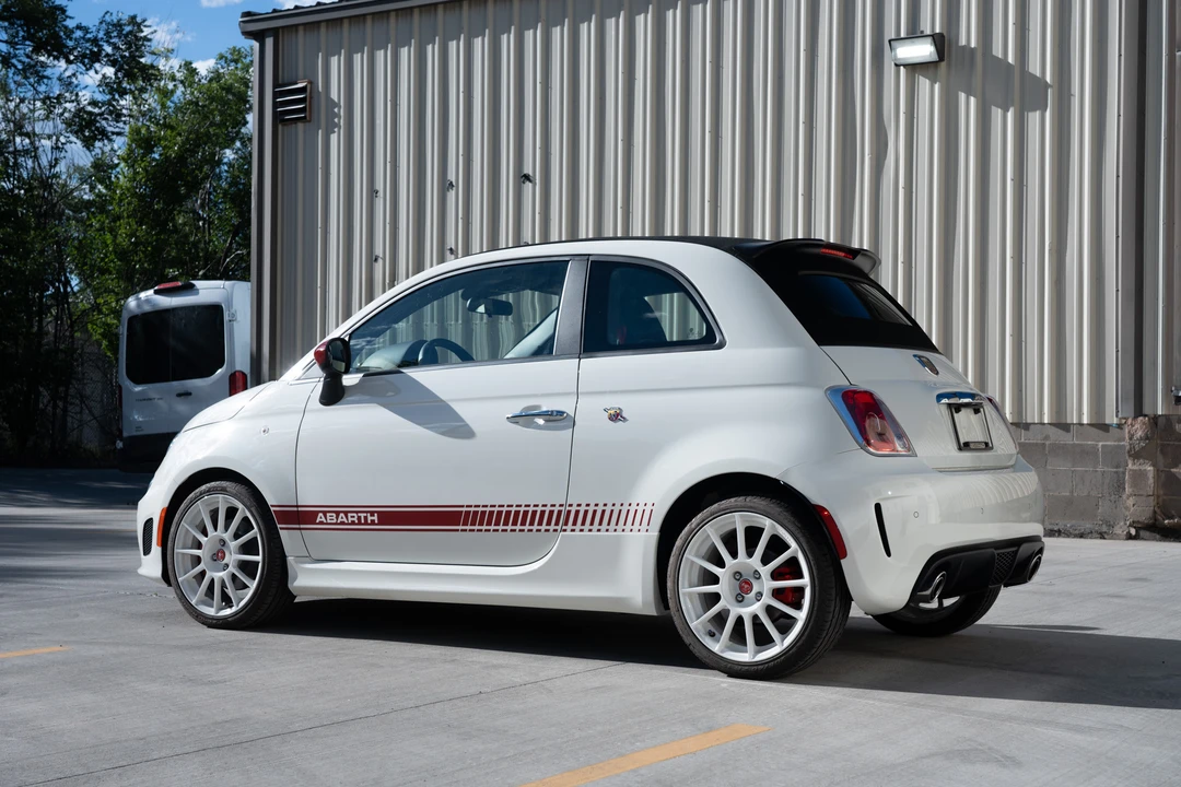 2015 Fiat Abarth 500 - Image 9 of 31