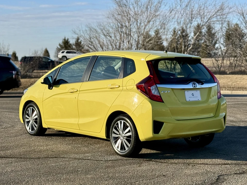 2015 Honda Fit - Image 10 of 31