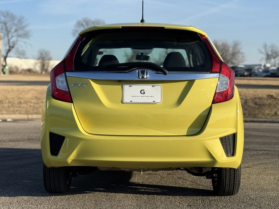 2015 Honda Fit - Image 12 of 31
