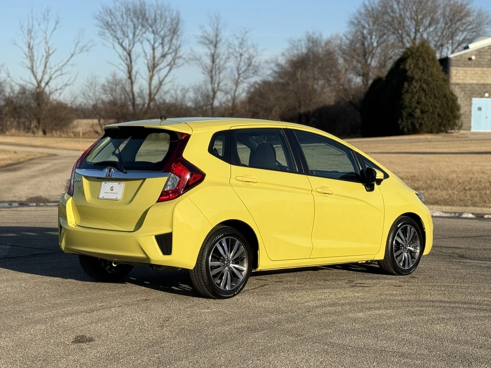 2015 Honda Fit - Image 14 of 31