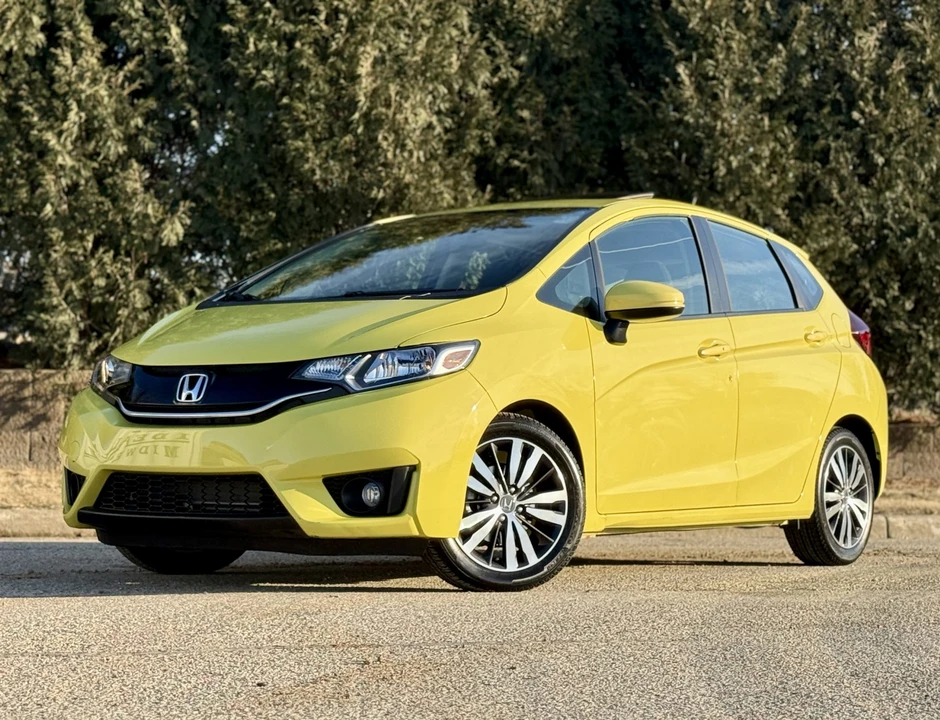2015 Honda Fit - Image 3 of 31