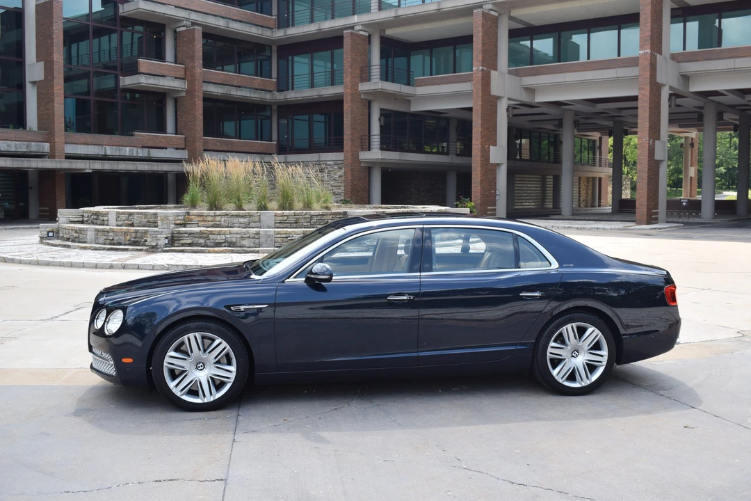 2016 Bentley Continental Flying Spur - Image 2 of 31