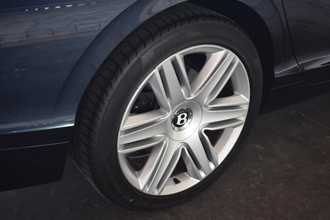 2016 Bentley Continental Flying Spur - Image 28 of 31