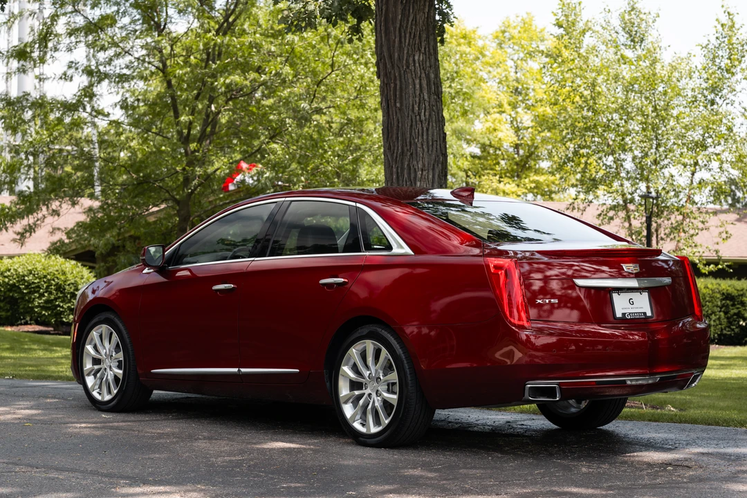 2016 Cadillac XTS - Image 8 of 31