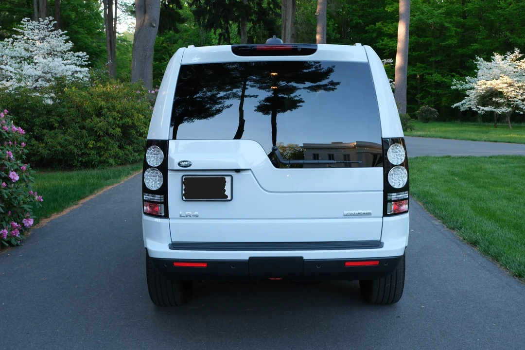 2016 Land Rover Discovery 4th Gen - Image 7 of 31