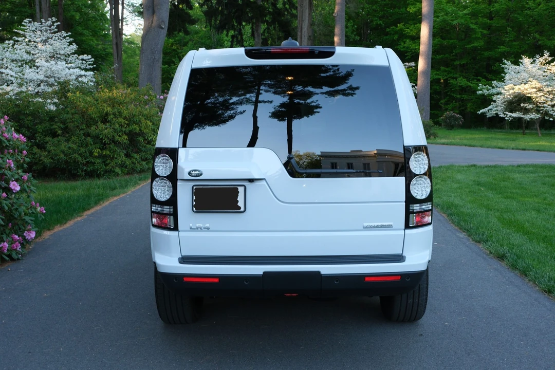 2016 Land Rover Discovery 4th Gen - Image 8 of 31
