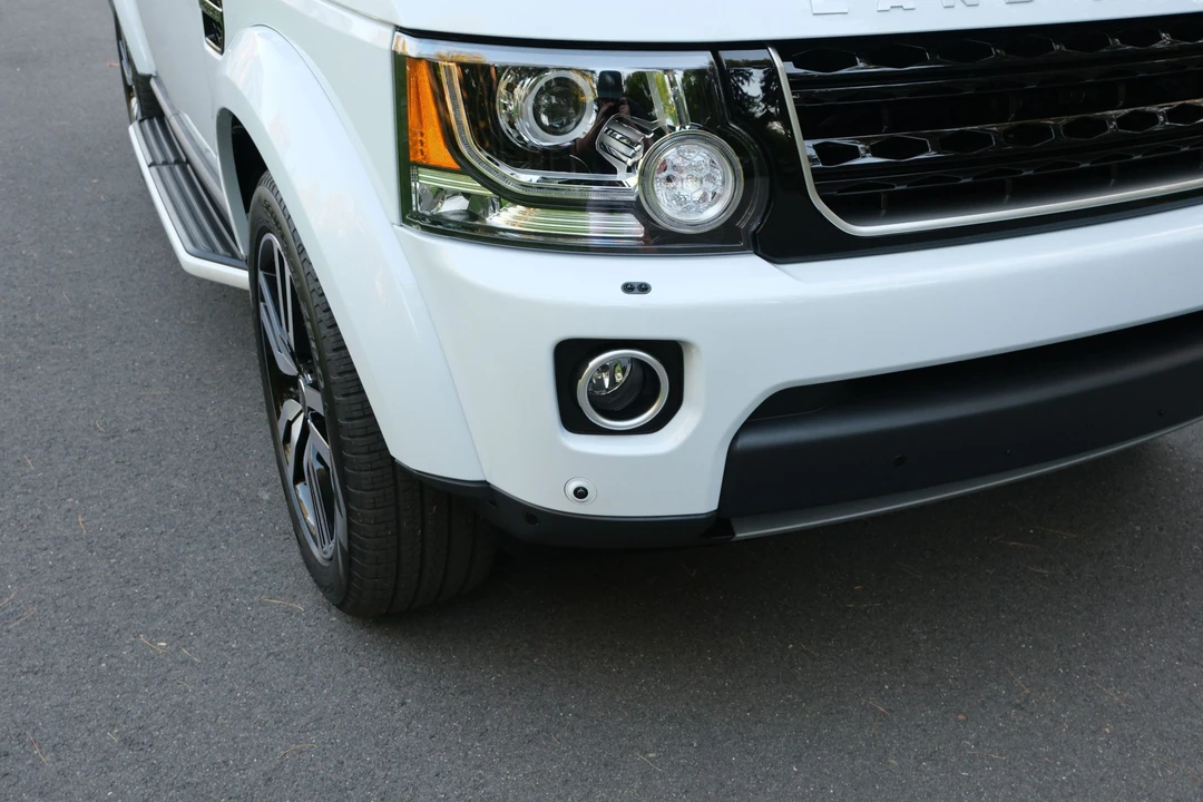 2016 Land Rover Discovery 4th Gen - Image 24 of 31