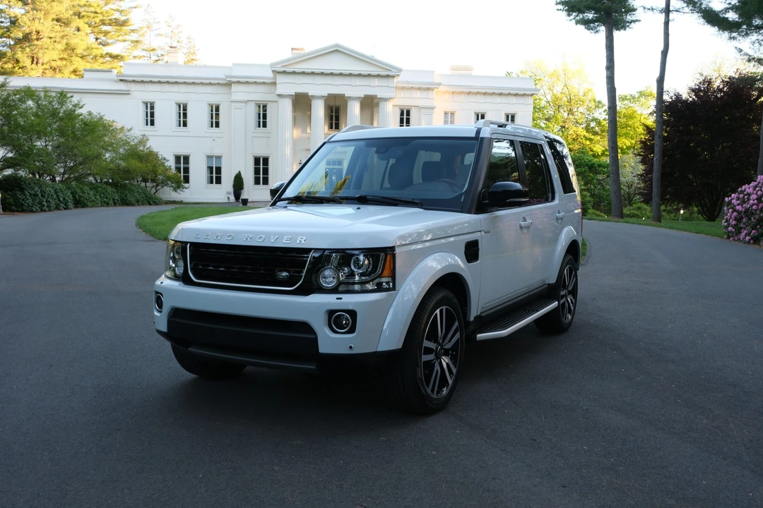 2016 Land Rover Discovery 4th Gen - Image 2 of 31